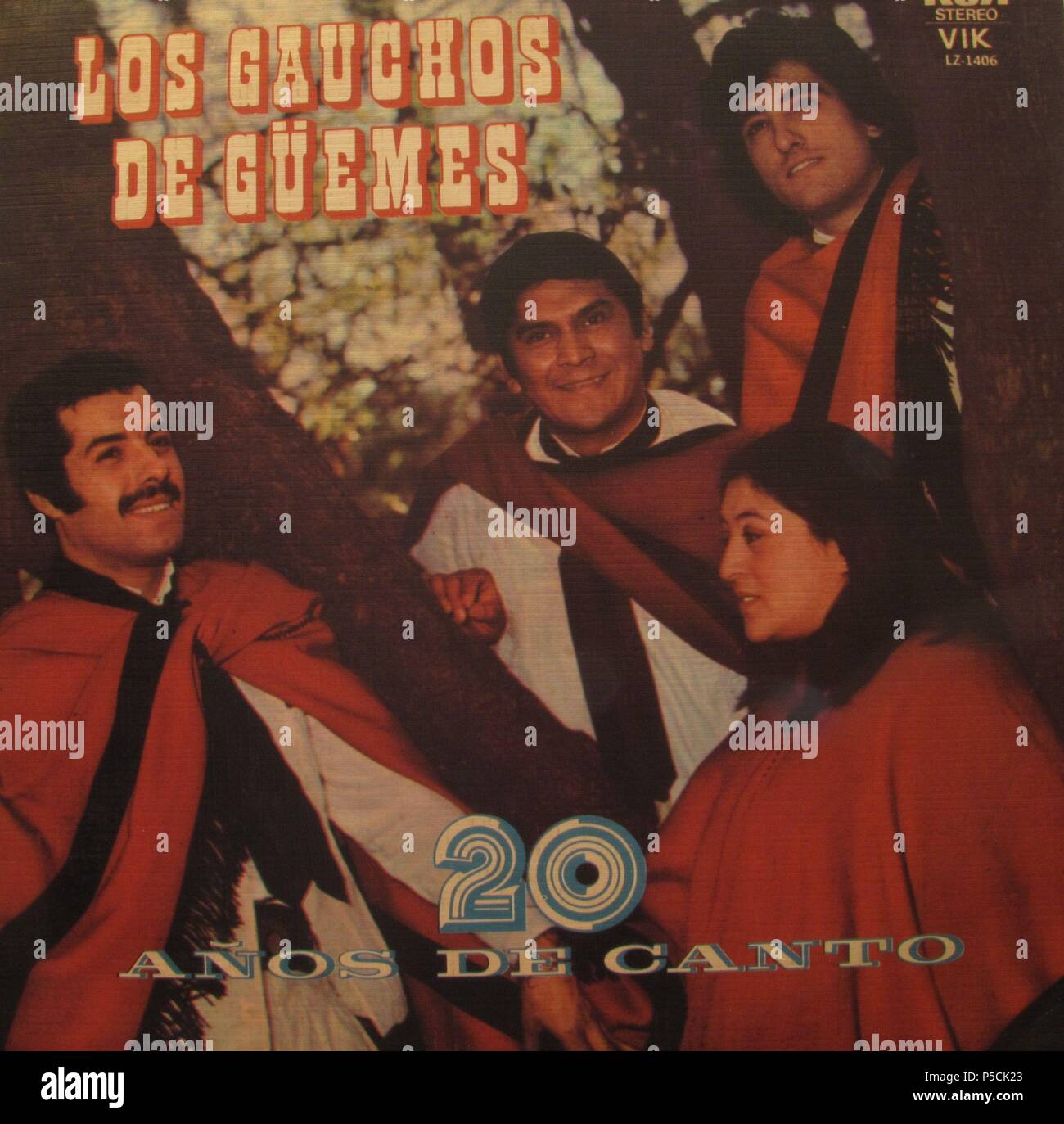 PORTADA DEL DISCO DE LOS GAUCHOS DE GÜEMES - 20 AÑOS DE CANTO. Banque D'Images