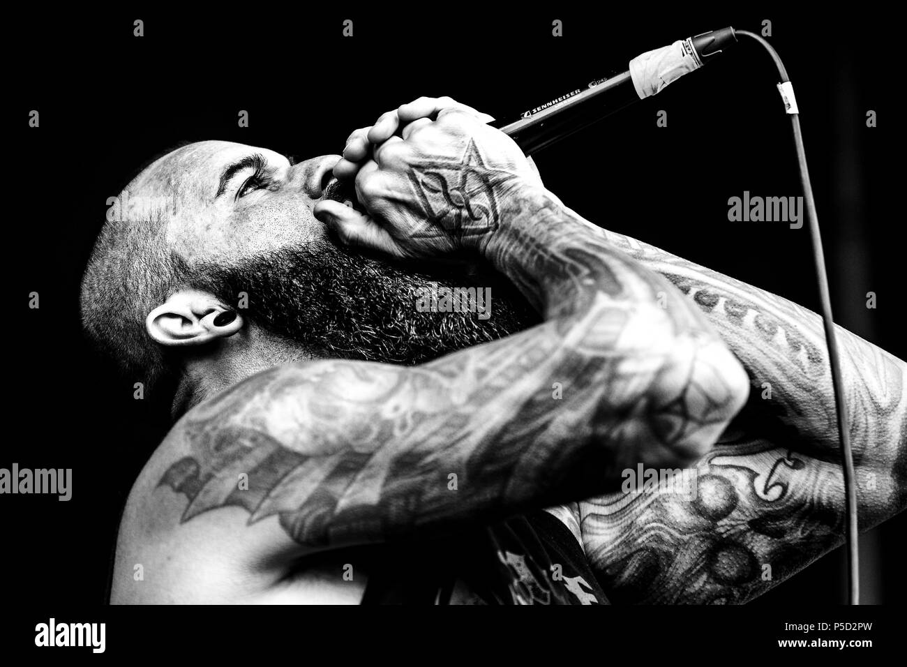 Danemark, copenhague - le 23 juin 2018. Le groupe de death metal américain Suffocation effectue un concert live au cours de l'heavy metal danois Copenhell festival 2018 à Copenhague. Ici le chanteur Ricky Myers est vu sur scène. (Photo crédit : Gonzales Photo - Peter Troest). Banque D'Images