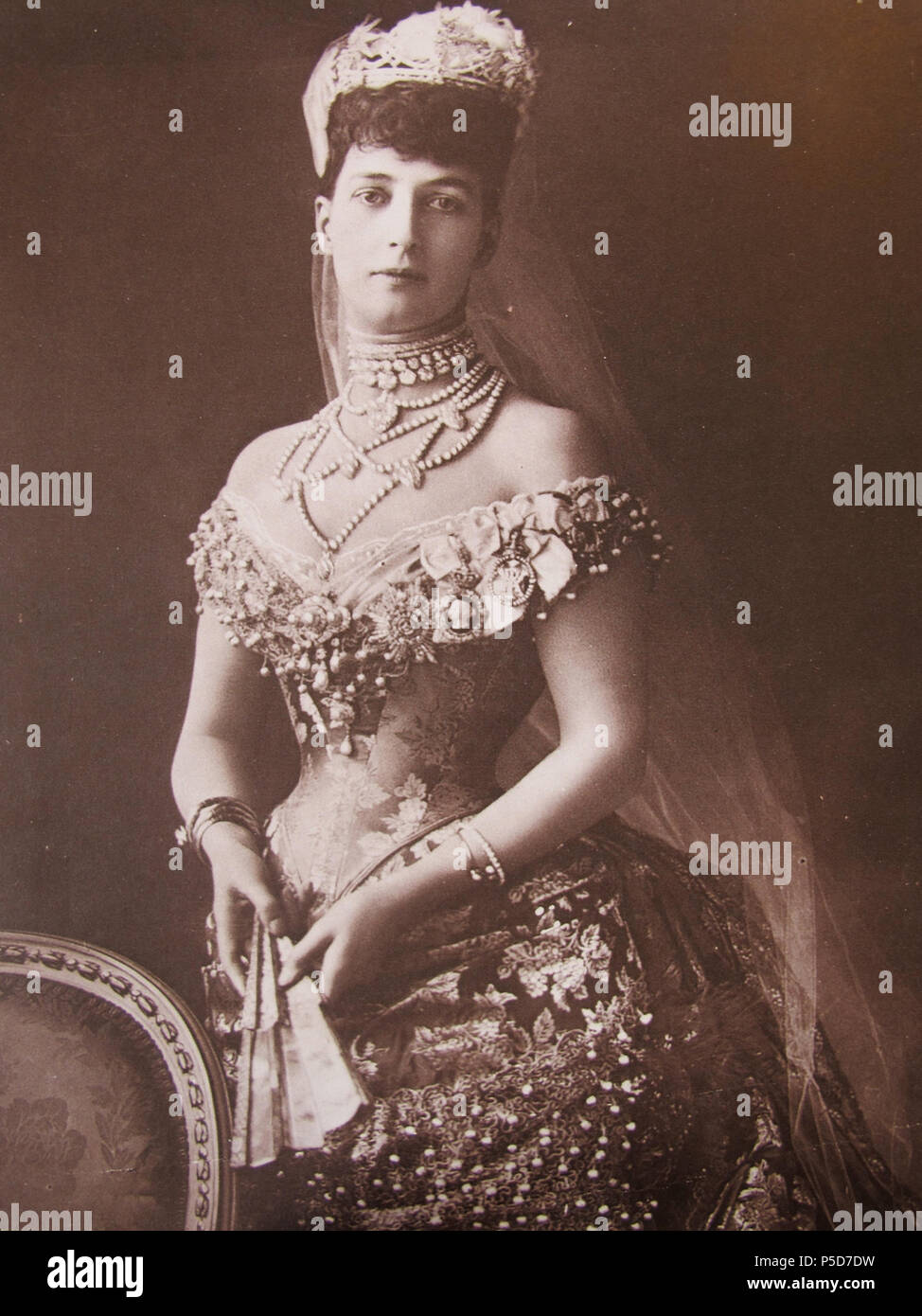 N/A. Anglais : La Reine Alexandra en collier . 1887. N/A 31 La Reine Alexandra en collier Banque D'Images