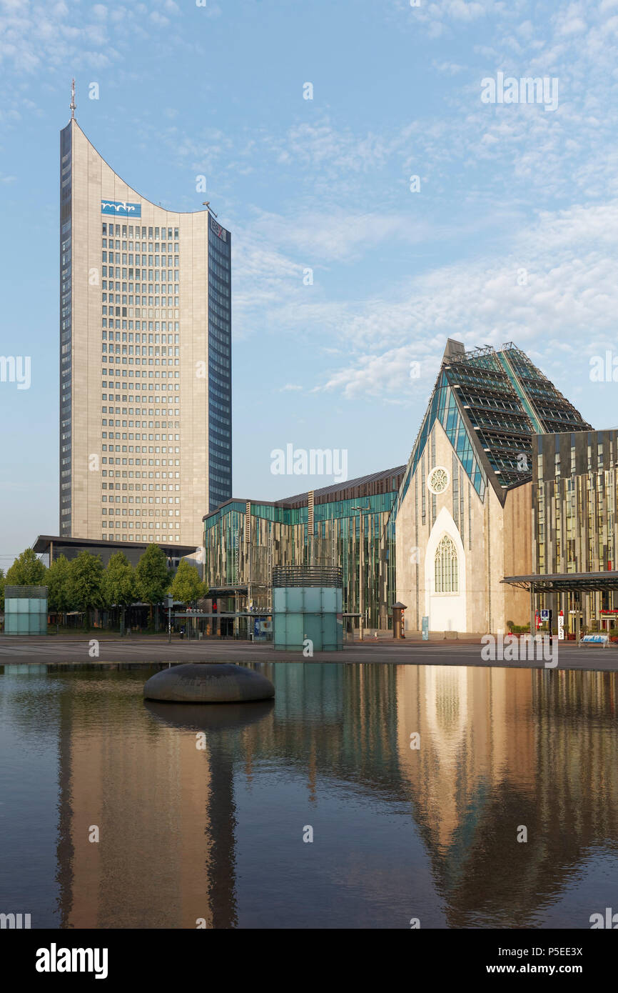 Augustusplatz, Panorama Tower, la plaque de l'Art, Tour de la ville, de l'Université Campus avec Paulinum, Leipzig, Saxe, Allemagne Banque D'Images