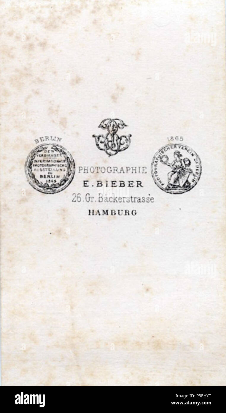 N/A. Anglais : revers CdV E. Bieber. E. Bieber sur 1867. Photos de la médaille donnés avec les chiffres pour l'année, les initiales et l'adresse écrite. Deutsch : Revers CdV E. Bieber. E. Bieber um 1867. Abbildungen von einer erworbenen Medaille/Auszeichnung darüber, die die Initialien Jahreszahl, mittig, Angaben zur Adresse. 25 novembre 2015. gie. Archiv 199 BieberCdVRever03 Banque D'Images