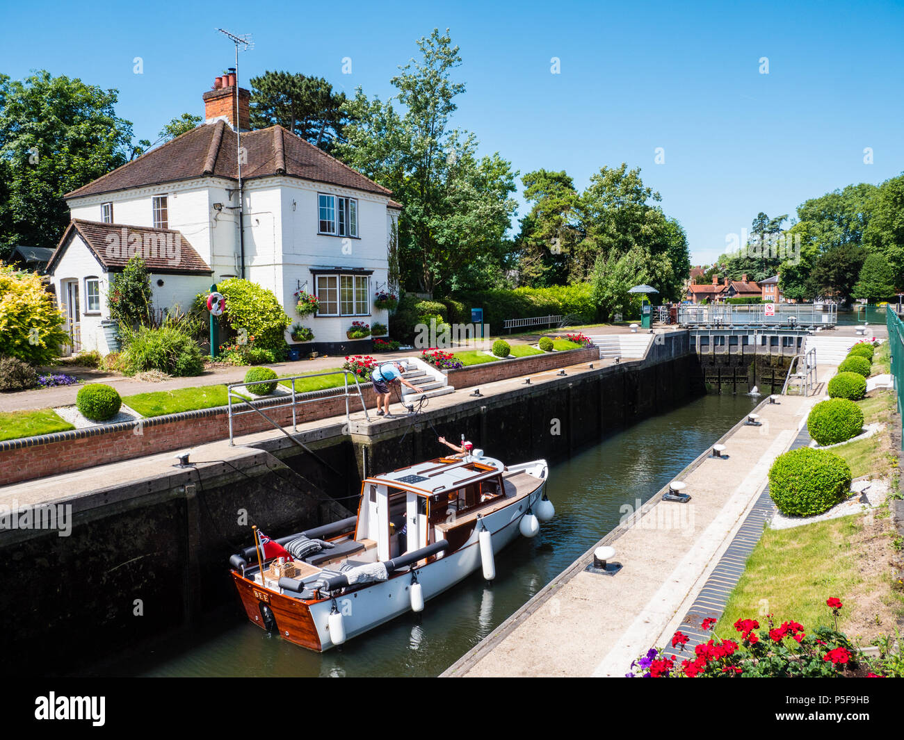 Voile passant jeté, Marlow, Tamise, Marlow, Buckinghamshire, Angleterre, RU, FR. Banque D'Images