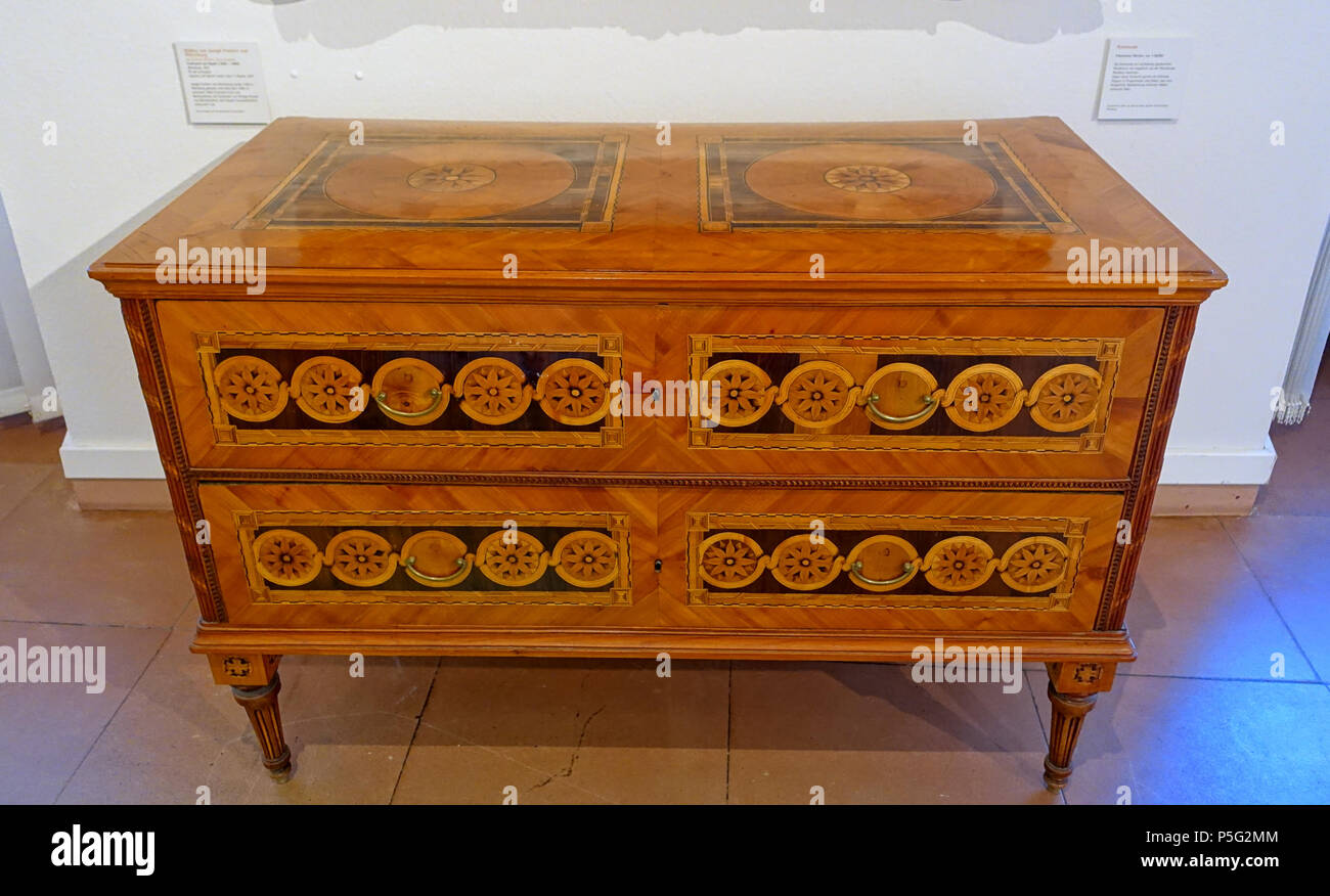 372 commode par un maître de la Franconie, ch. 1780-1790) - Musée Mainfränkisches - Würzburg, Allemagne - DSC04489 Banque D'Images