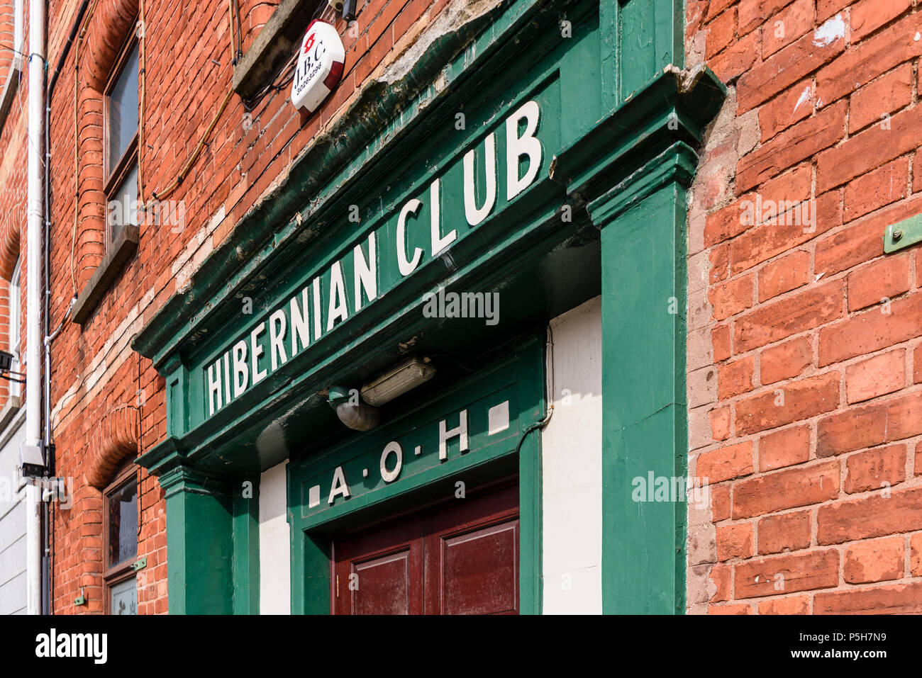 Entrée d'un ancien ordre de Hiberian Club. Hibernians, AOH. Banque D'Images