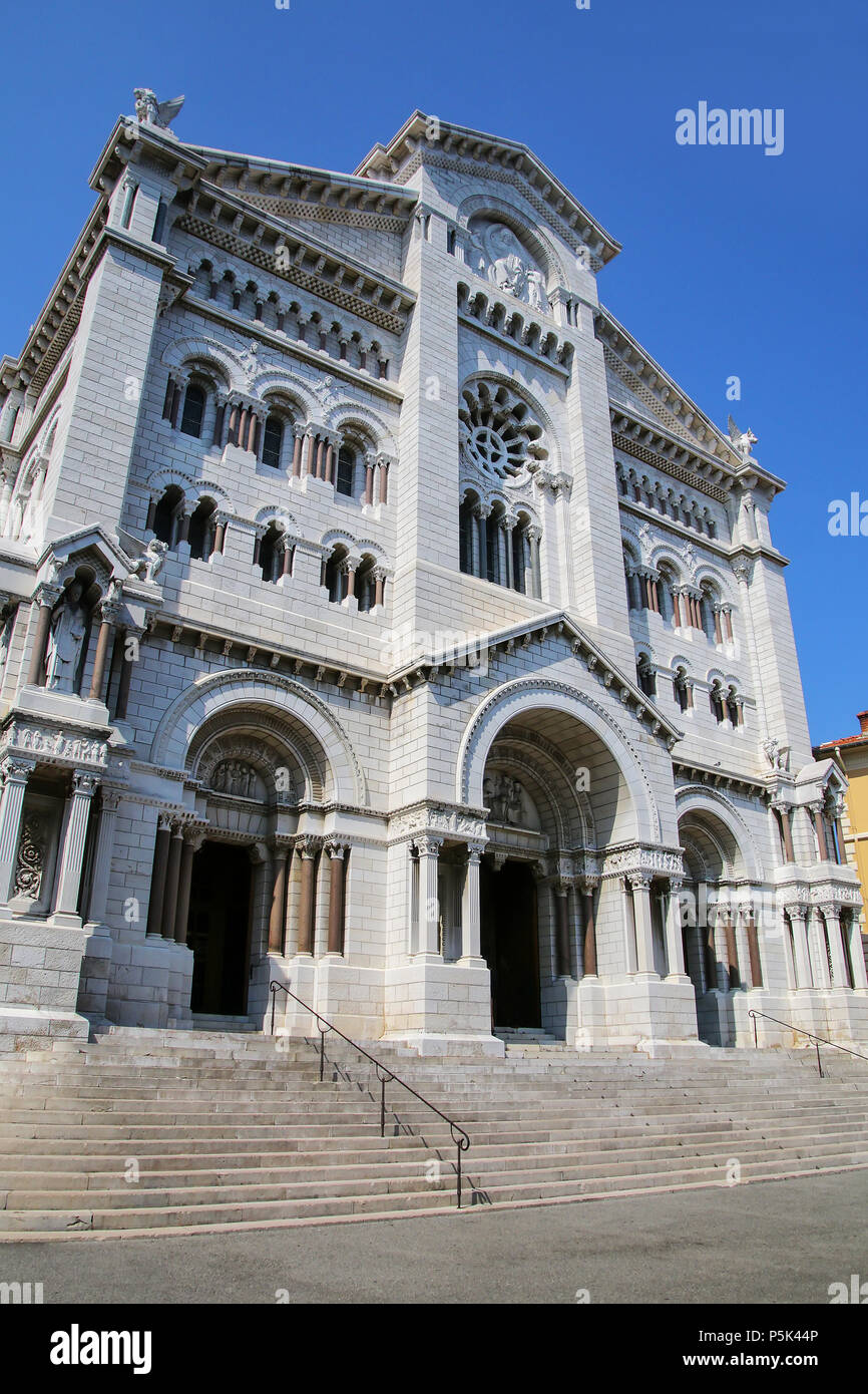 La Cathédrale de Saint Nicolas à Monaco-Ville, Monaco. Il a été construit en 1875-1903 et consacrée en 1911. Banque D'Images