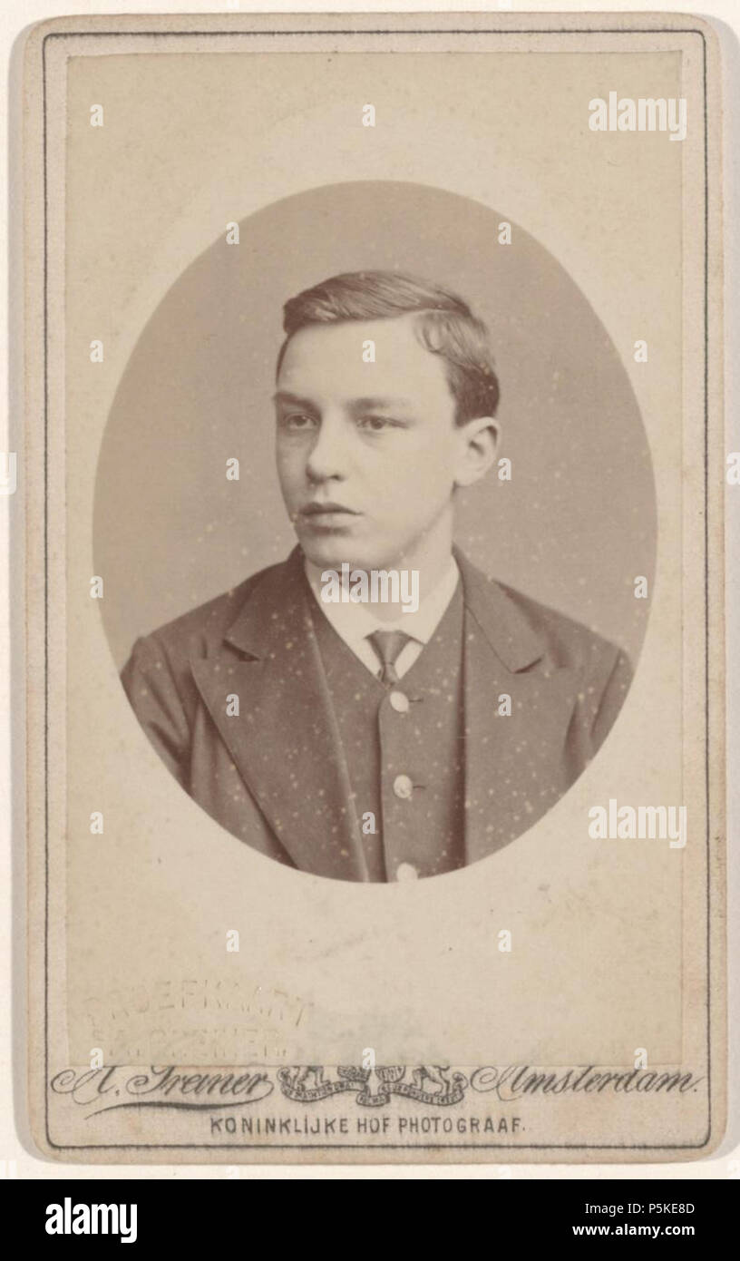 N/A. Nederlands : Beschrijving Portret van een man Documenttype foto Vervaardiger Greiner, Albert (1833-1890) Collectie Collectie Stadsarchief Amsterdam : kabinetfoto Datering 1900 du ca. Http://archief.amsterdam/archief/10005/2076 Afbeeldingsbestand Inventarissen FT00100071000001 . vers 1900. Greiner, Albert (1833-1890) 73 Albert Greiner Afb FT00100071000001 Banque D'Images