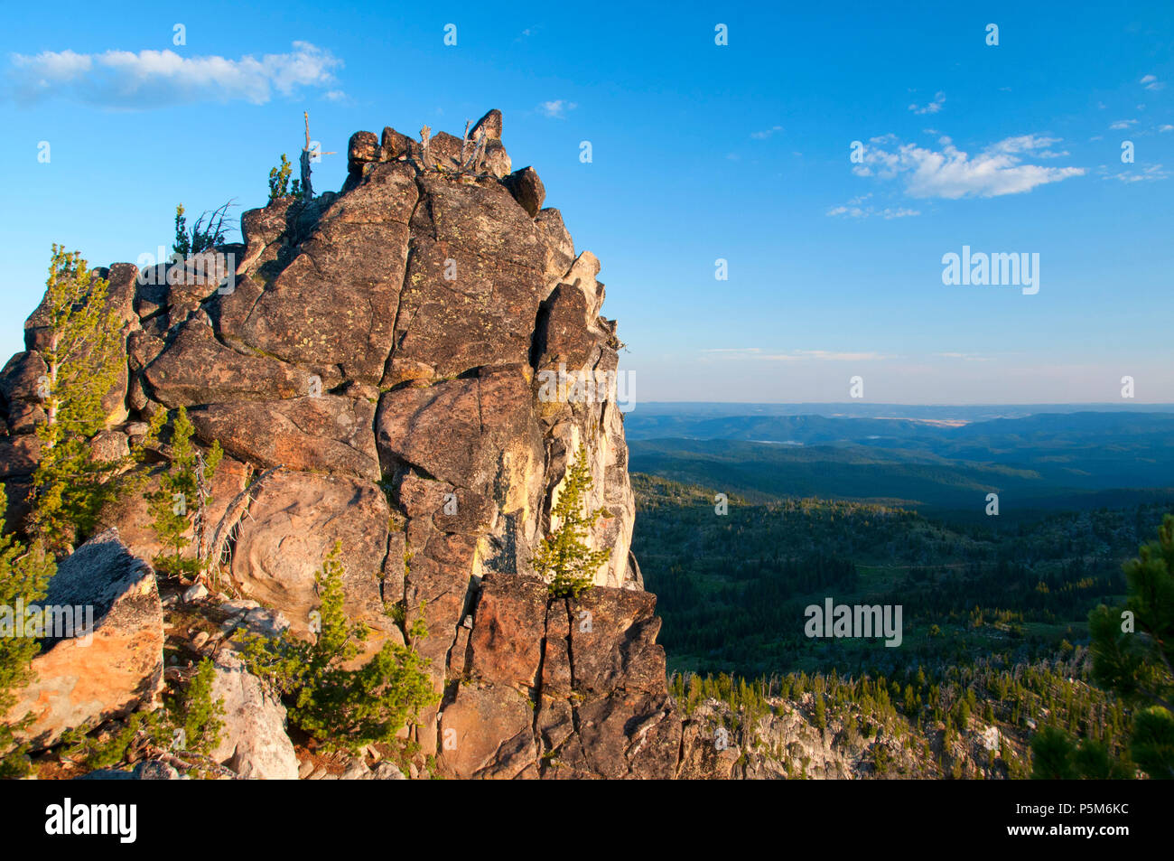Monolithe de La Ridgeline Lacs Lookout Trail, Elkhorn National Scenic Byway, Wallowa-Whitman National Forest, Virginia Banque D'Images