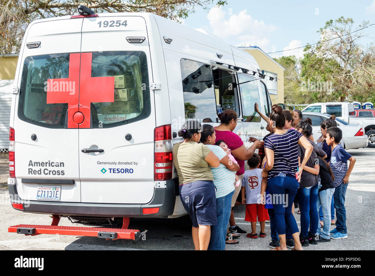 Floride,LaBelle,après l'ouragan Irma,secours d'aide aux tempêtes après la destruction,secours de secours de secours de secours de secours de la Croix-Rouge, bénévole Banque D'Images