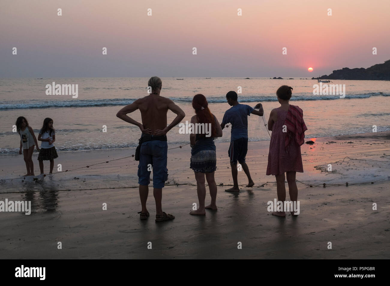 Coucher de soleil sur plage de Patnem, Goa, Inde Banque D'Images