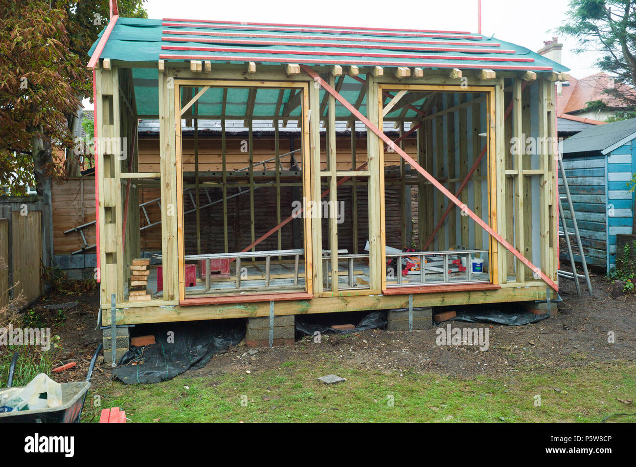 La construction d'un studio dans un jardin Herne Bay Kent UK Banque D'Images