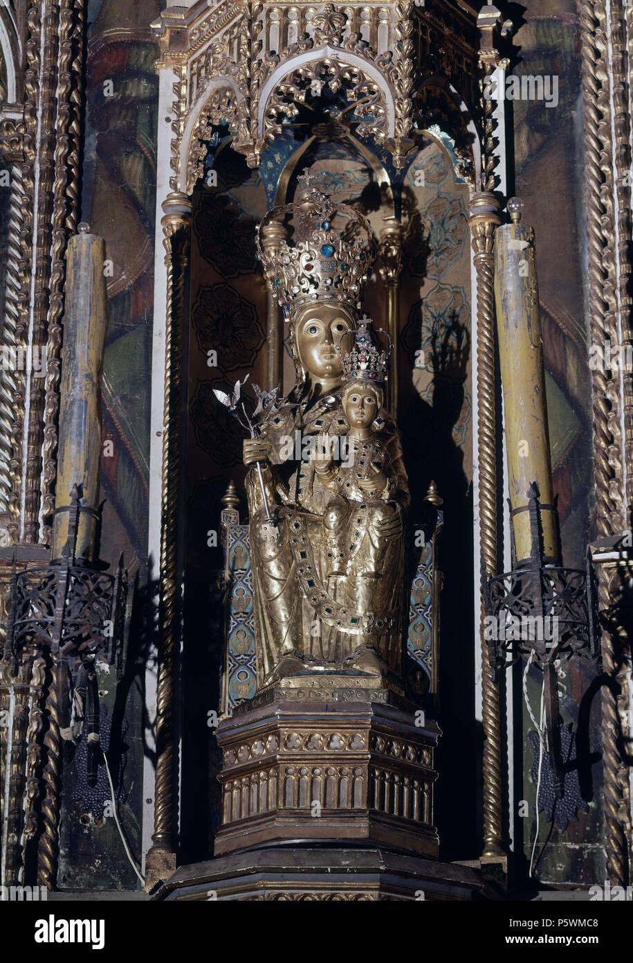 VIRGEN DE LA VEGA - SIGLO XII - GOTICO ESPAÑOL. Emplacement : Catedral Vieja, Salamanca, Espagne. Banque D'Images