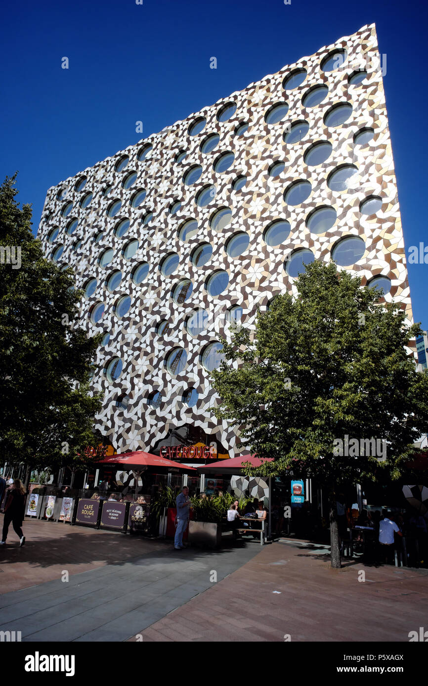 Café Rouge à Ravensbourne University London England, UK digital media and design university Banque D'Images