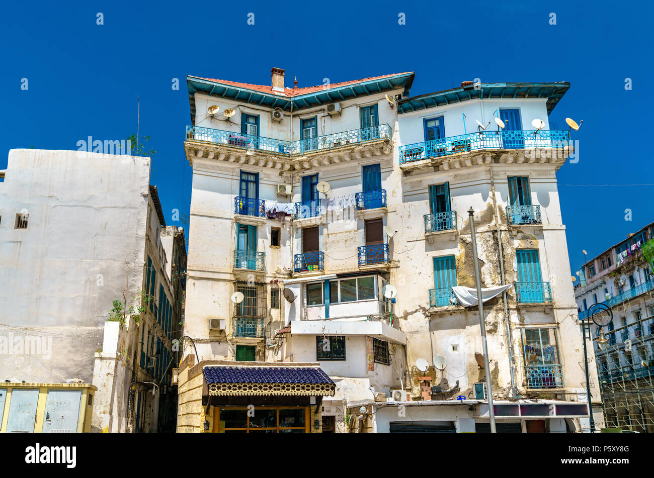 De l'architecture néo-mauresque à Alger, Algérie Banque D'Images