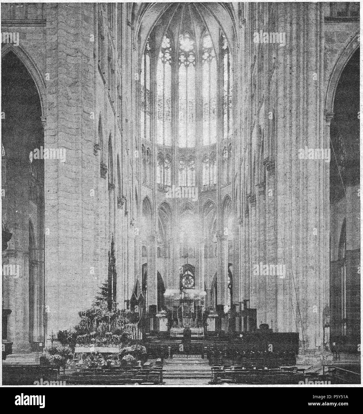 399 D137- cathédrale de Beauvais, - la nef - liv3-Ch08 Banque D'Images