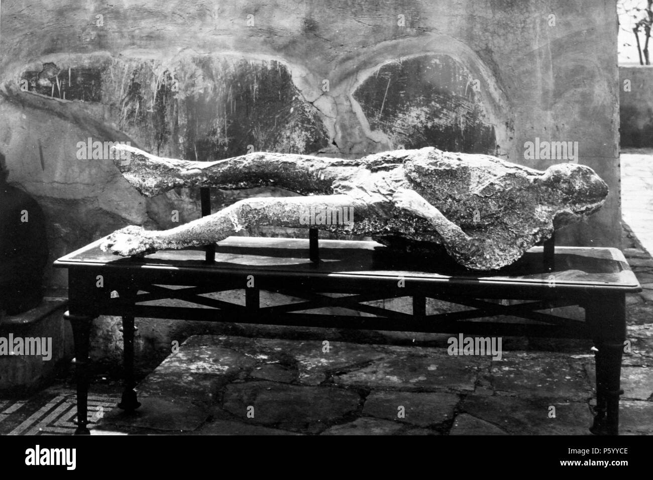 291863 Sommer Menschliche Abgüsse aus Pompeij anagoria Banque D'Images