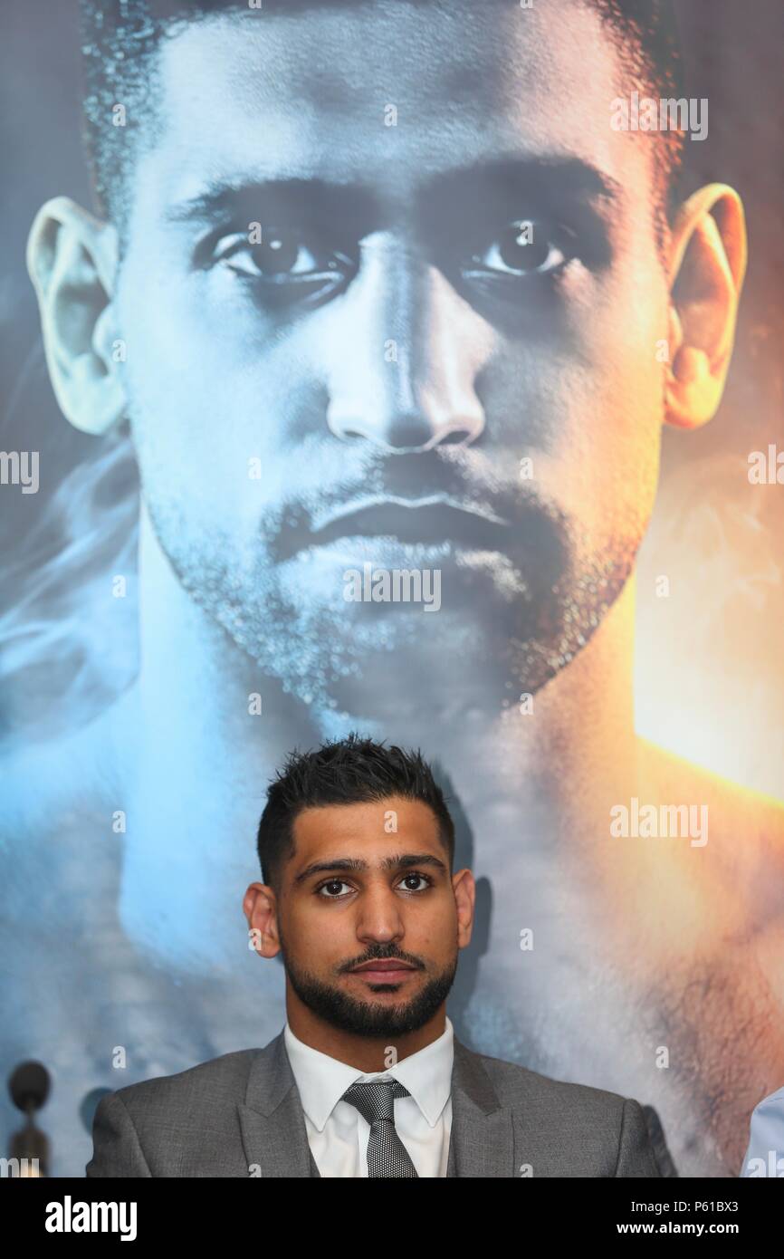 Amir Khan, champion britannique portrait boxeur lors d'une conférence de presse 2018 Banque D'Images