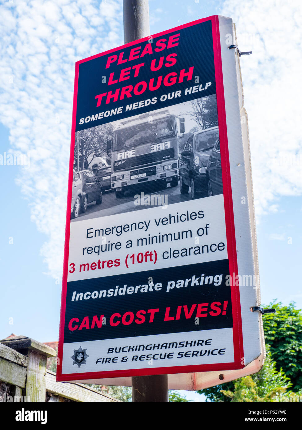 Des véhicules d'urgence Signe, Marlow, Buckinghamshire, Angleterre, RU, FR. Banque D'Images