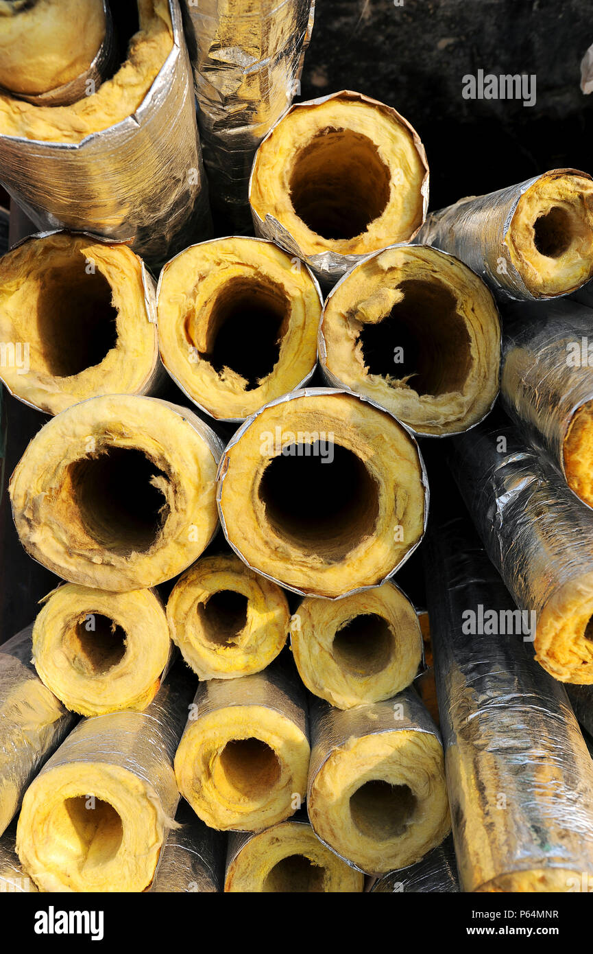 L'isolation des tuyaux en vente sur un marché de produits de construction, l'est de Beijing, Chine Banque D'Images