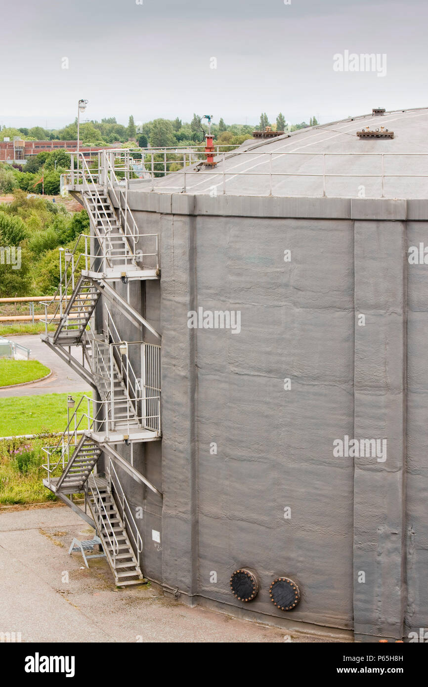 Les biodigesteurs à United Utilities Plante qui Daveyhulme du processus de toutes les eaux usées de Manchester et porte sur 714 millions de litres par jour. Les boues d' Banque D'Images