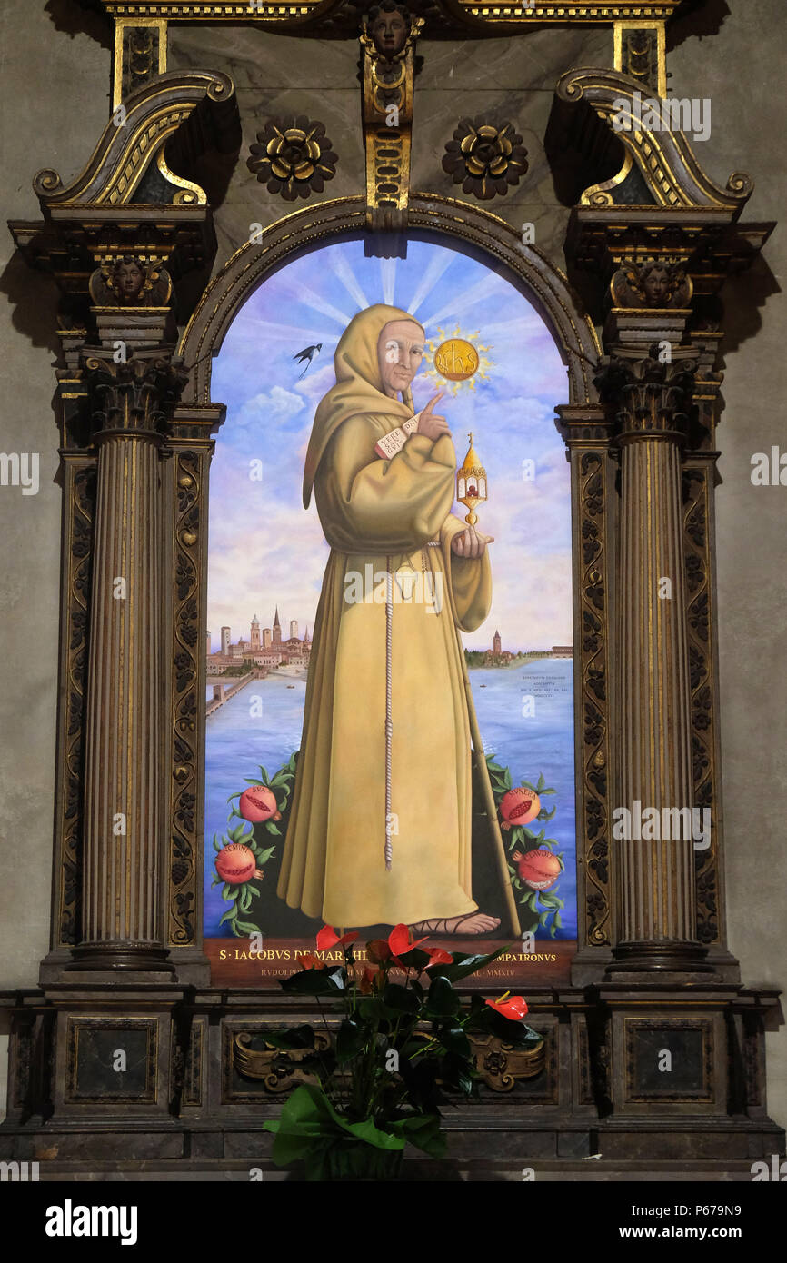 Saint James des Marches autel dans l'église Saint François à Mantoue, Italie Banque D'Images