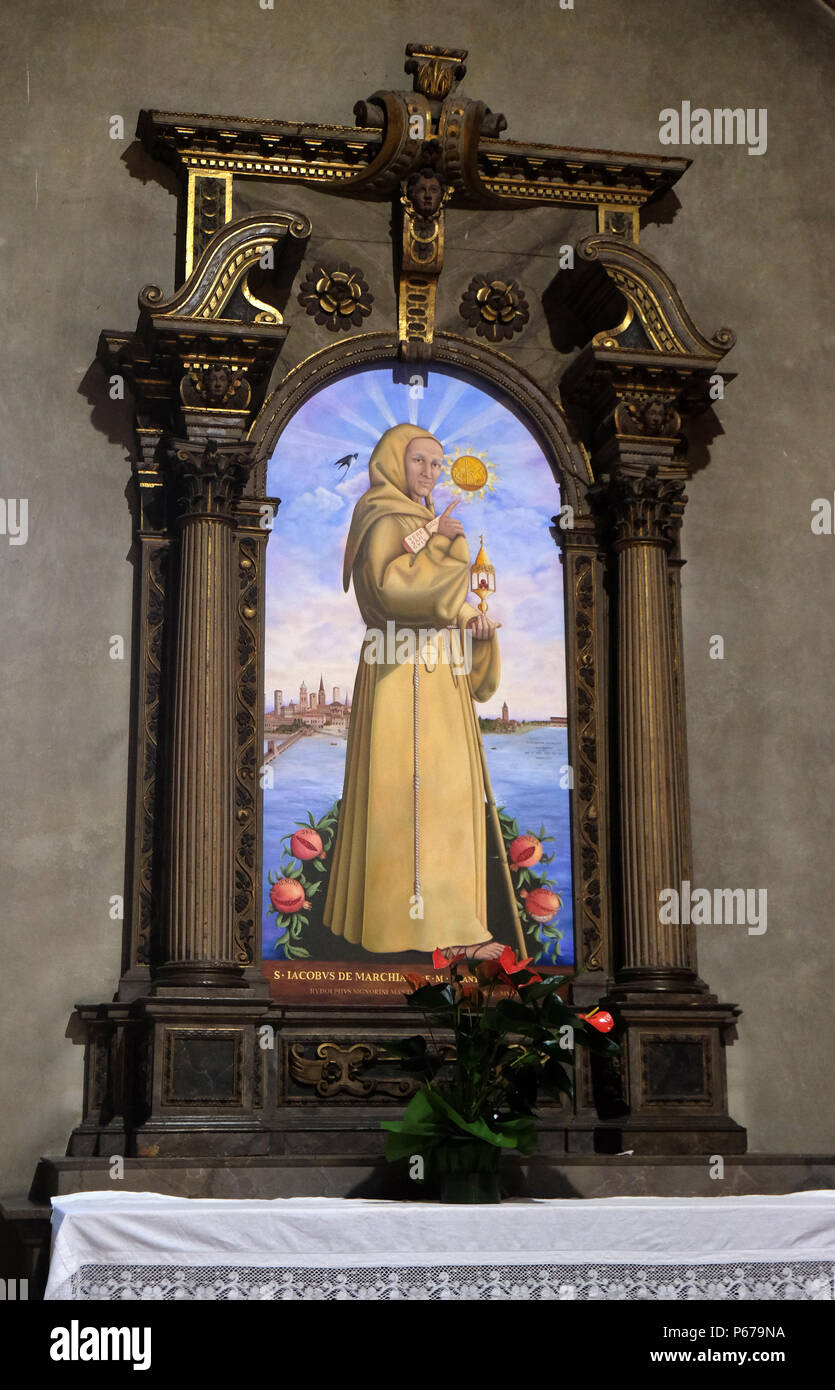 Saint James des Marches autel dans l'église Saint François à Mantoue, Italie Banque D'Images
