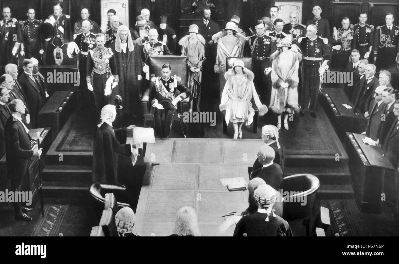 Le duc et la duchesse d'York (plus tard le roi George V et la reine Elizabeth) assister à une cérémonie à l'Austrailian parlement fédéral lors de leur visite à Cambera 1927. Banque D'Images