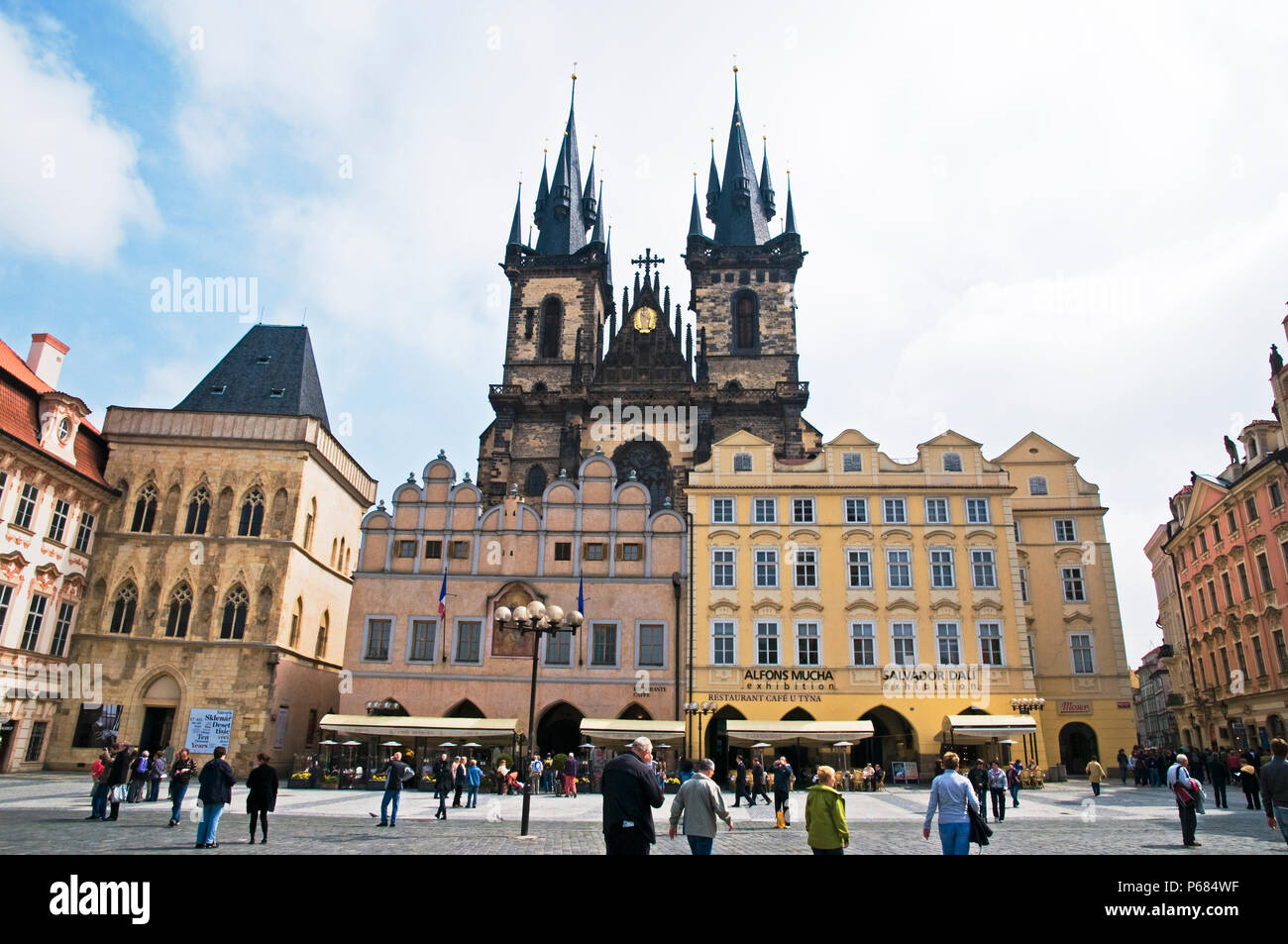 Église de Notre-Dame de Týn, Old Town Square, Prague, République tchèque, est de l'Europe Banque D'Images