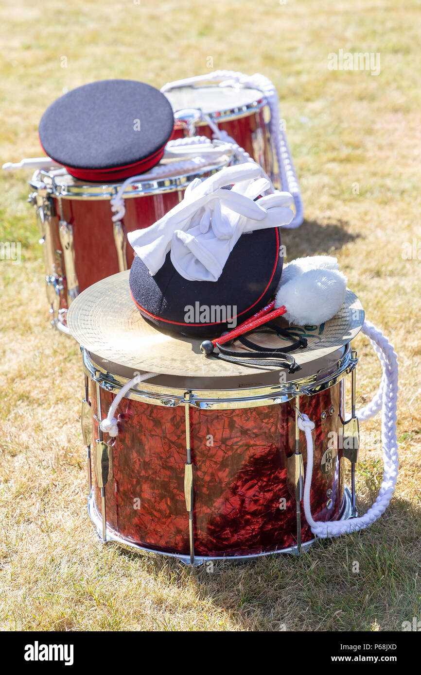 Warrington, Royaume-Uni. 29 juin 2018 - Le temps était chaud et ensoleillé pour Warrington journée de marche. Cet événement religieux annuel commence en face de l'hôtel de ville et leraves grâce à la célèbre Porte d'or avec la procession à la suite les rues et à travers le centre-ville Crédit : John Hopkins/Alamy Live News Banque D'Images