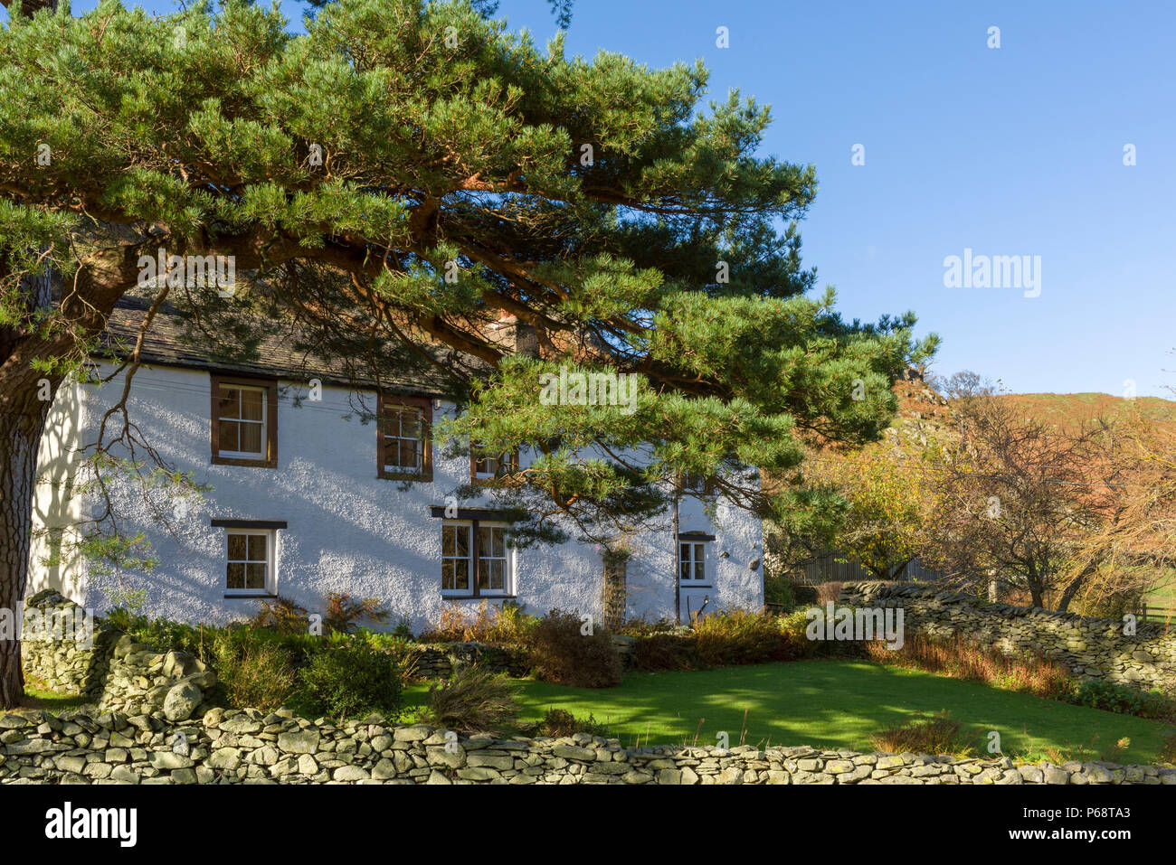 Cottage dans Martindale dans le Parc National du Lake District, Cumbria, Angleterre. Banque D'Images