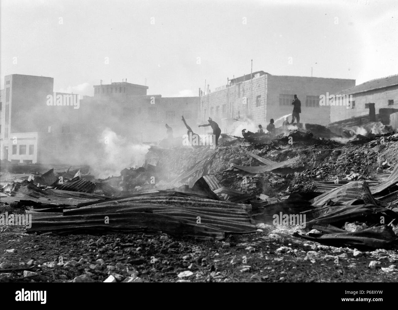 Photographie d'un des incendiaires dans la cour à bois juif Shamma. Datée 1935 Banque D'Images