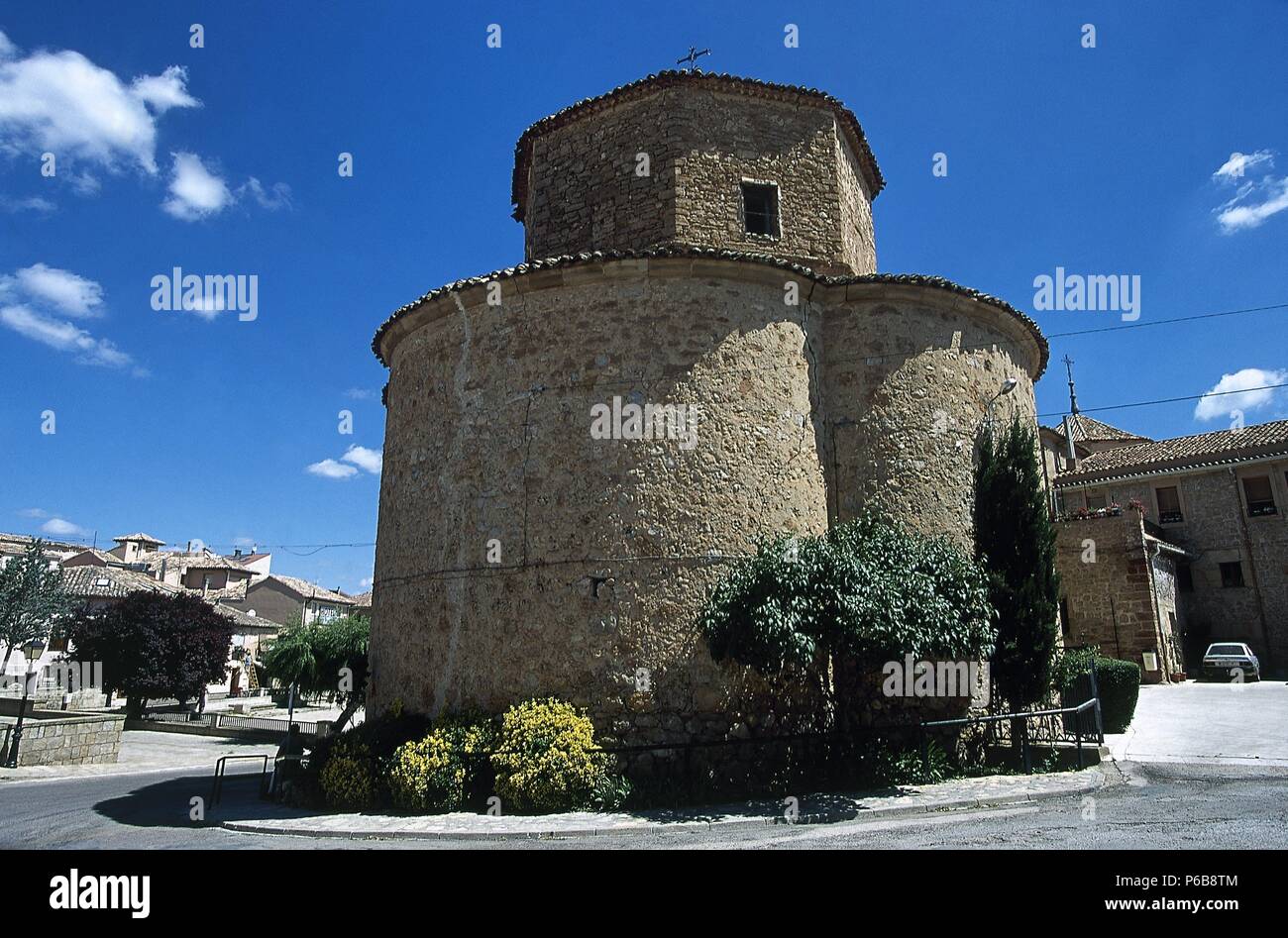 Castille-la Manche. Molina de Aragon. Monastère de Saint François. Chapelle du Tiers Ordre. 18e siècle. De l'extérieur. La place San Francisco. L'Espagne. Banque D'Images