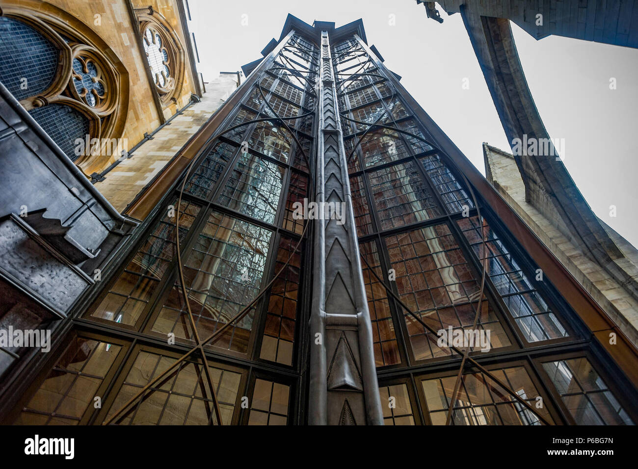 Les galeries du Jubilé de diamant de la Reine, un nouveau musée à l'abbaye de Westminster. Situé dans la cité médiévale, triforium cachés de la vue pour plus de 700 ans, les galeries racontent l'histoire de l'abbaye, 1 000 ans d'histoire. Le musée est accessible depuis la nouvelle tour de Weston, le premier ajout à l'abbaye depuis 1745, conçu par Ptolémée, Doyen de l'abbaye au 19ème arpenteur du tissu. Avec : Atmosphère, voir Où : London, England, United Kingdom Quand : 29 mai 2018 Credit : Wheatley/WENN Banque D'Images