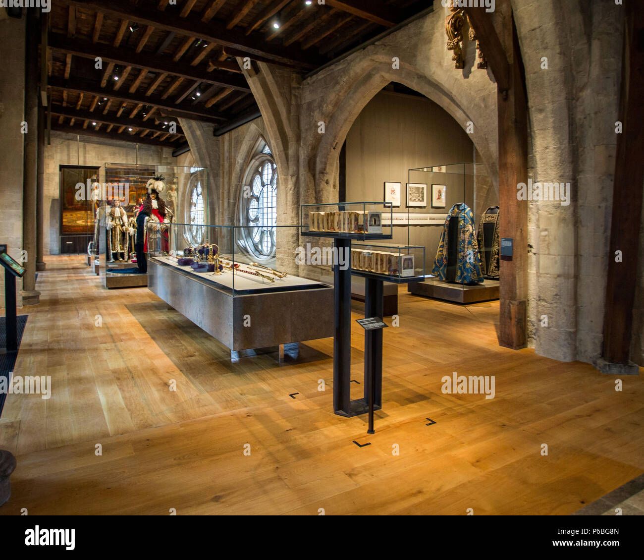 Les galeries du Jubilé de diamant de la Reine, un nouveau musée à l'abbaye de Westminster. Situé dans la cité médiévale, triforium cachés de la vue pour plus de 700 ans, les galeries racontent l'histoire de l'abbaye, 1 000 ans d'histoire. Le musée est accessible depuis la nouvelle tour de Weston, le premier ajout à l'abbaye depuis 1745, conçu par Ptolémée, Doyen de l'abbaye au 19ème arpenteur du tissu. Avec : Atmosphère, voir Où : London, England, United Kingdom Quand : 29 mai 2018 Credit : Wheatley/WENN Banque D'Images