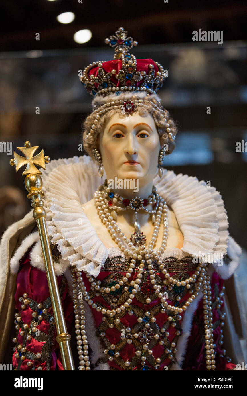 Les galeries du Jubilé de diamant de la Reine, un nouveau musée à l'abbaye de Westminster. Situé dans la cité médiévale, triforium cachés de la vue pour plus de 700 ans, les galeries racontent l'histoire de l'abbaye, 1 000 ans d'histoire. Le musée est accessible depuis la nouvelle tour de Weston, le premier ajout à l'abbaye depuis 1745, conçu par Ptolémée, Doyen de l'abbaye au 19ème arpenteur du tissu. Avec : Atmosphère, voir Où : London, England, United Kingdom Quand : 29 mai 2018 Credit : Wheatley/WENN Banque D'Images