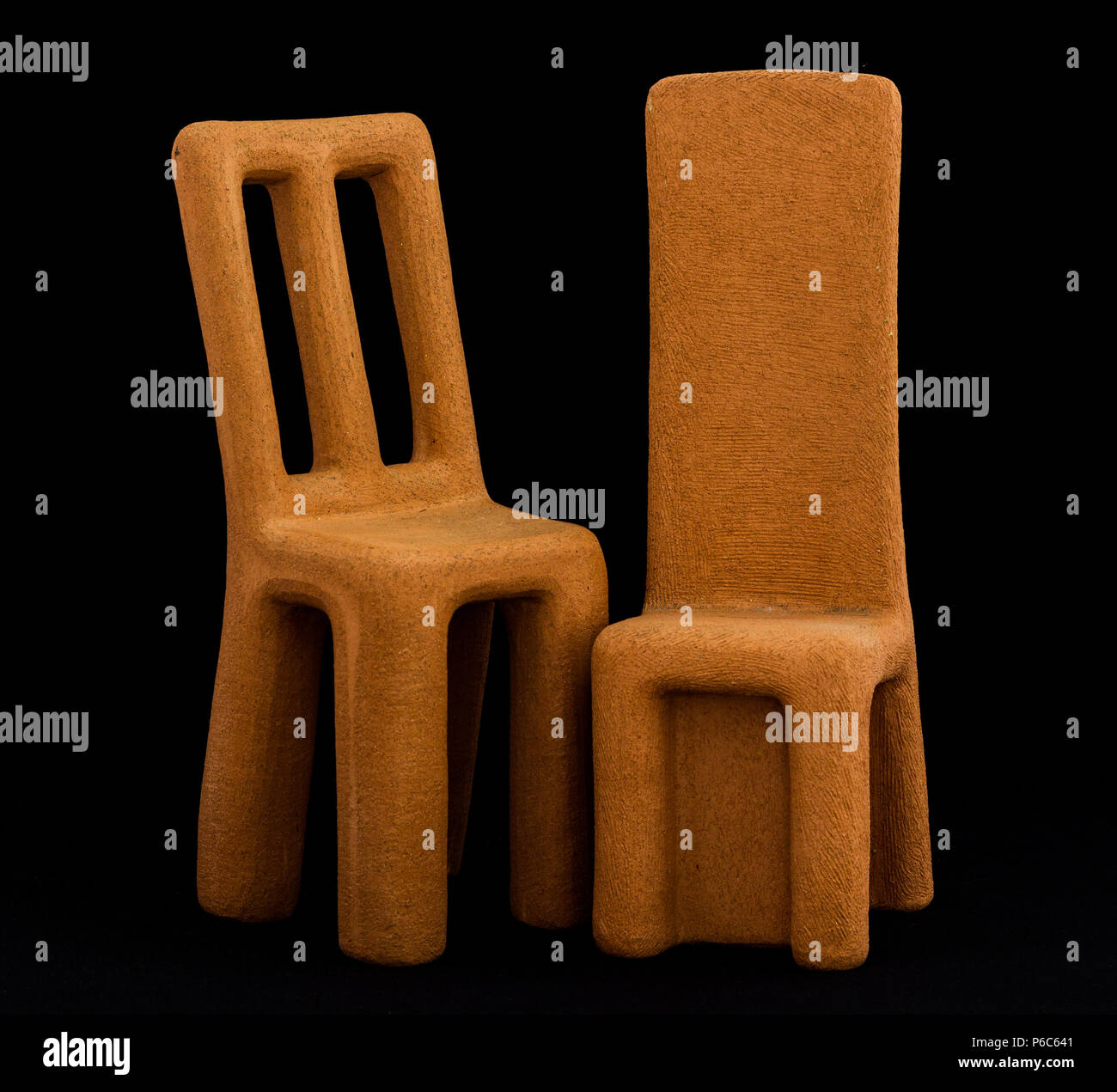 Chaises d'argile Banque D'Images