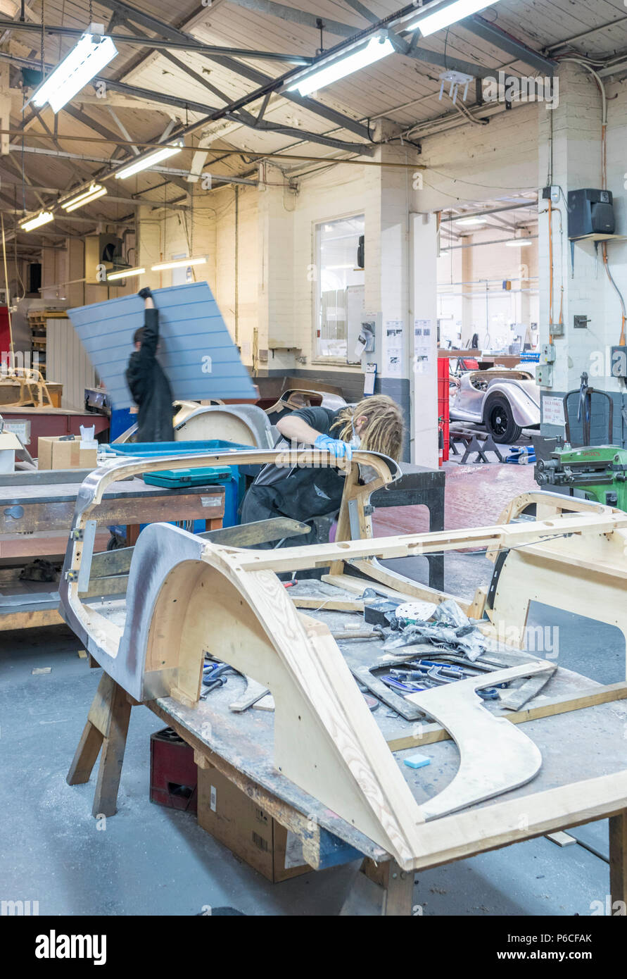 Le malvern england uk go europe voiture morgan à petite échelle de production des voitures faites à la main à la main des voitures morgan usine voiture Banque D'Images