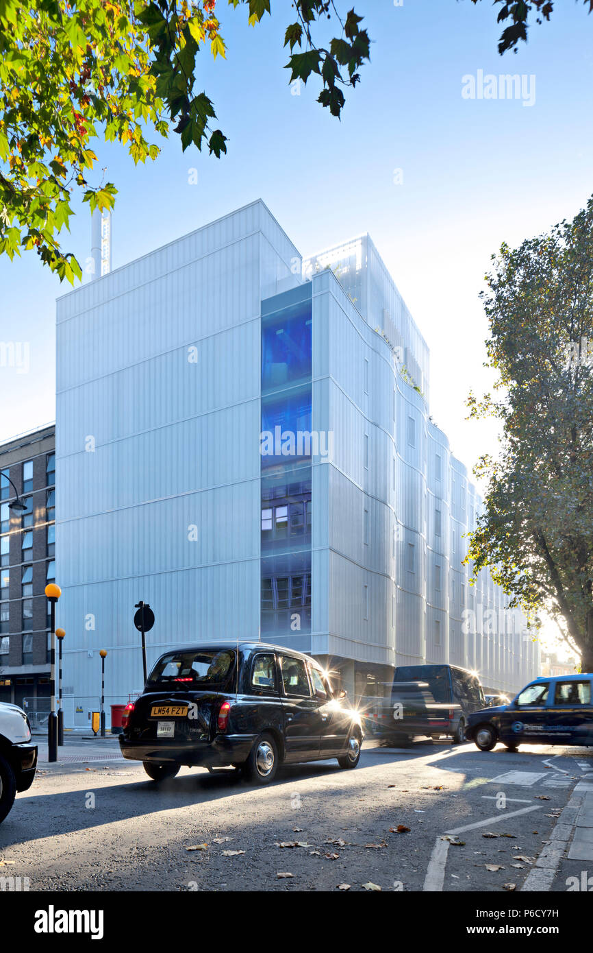 Le Sainsbury Centre Wellcome pour circuits neuronaux et le comportement a ouvert ses portes en 2015 dans le cadre de l'University College London (UCL) situé dans la région de Fitzrovia. Un Banque D'Images