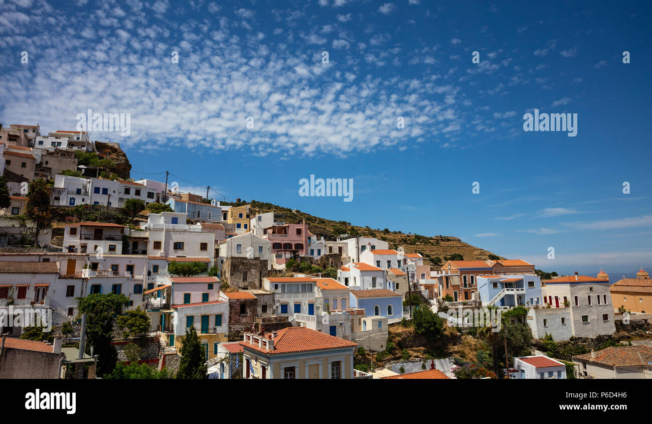 Vacances d'été. Grèce l'île de Kéa, vue du village de Ioulis. Banque D'Images