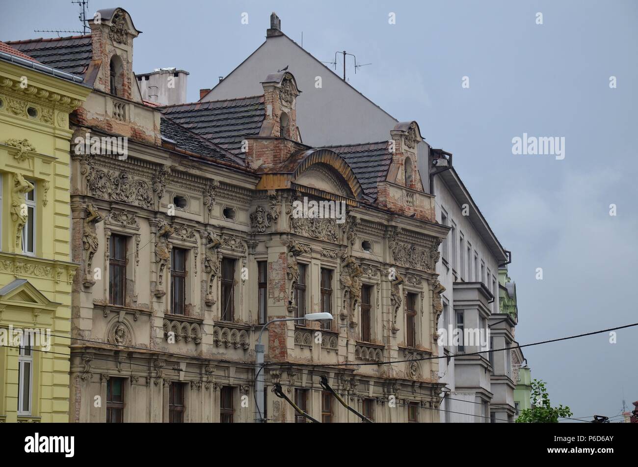 Maisons dans le centre de Pilsen (Plzen) en République Tchèque Banque D'Images