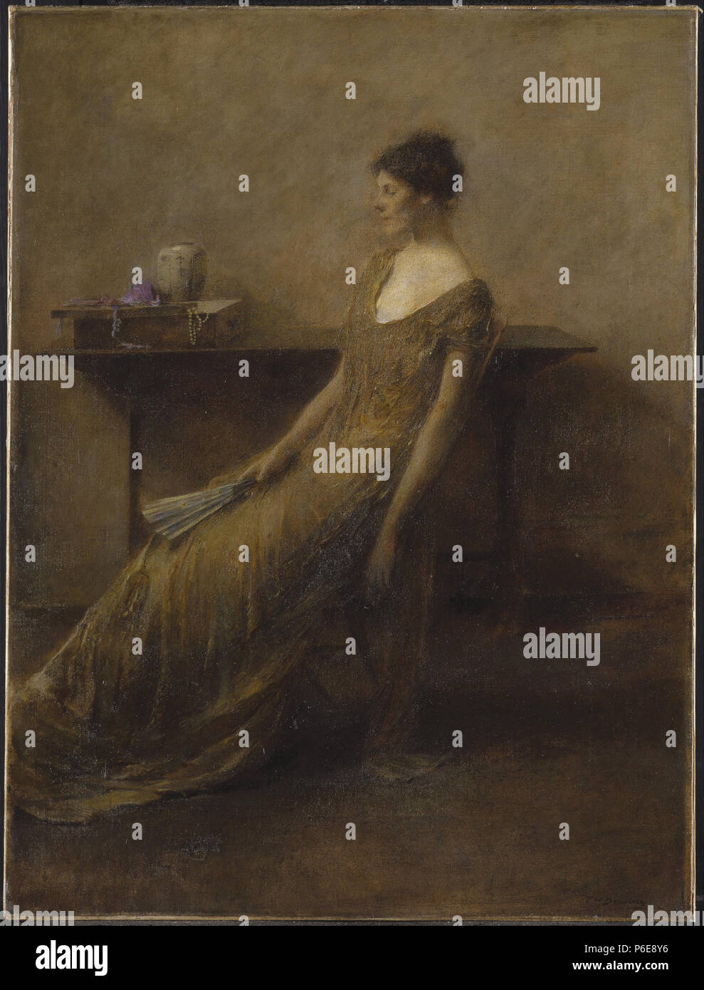 . Dame en or vers 1912 77 Thomas Wilmer Dewing - Dame dans l'or - Banque D'Images