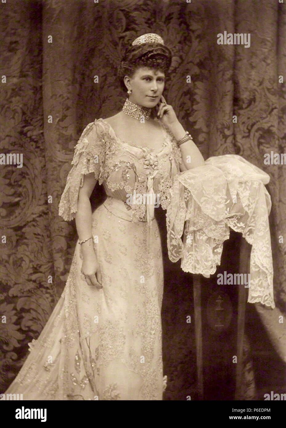 Par Alice Hughes, photogravure, 1905 Queen Mary 1 1905 Banque D'Images