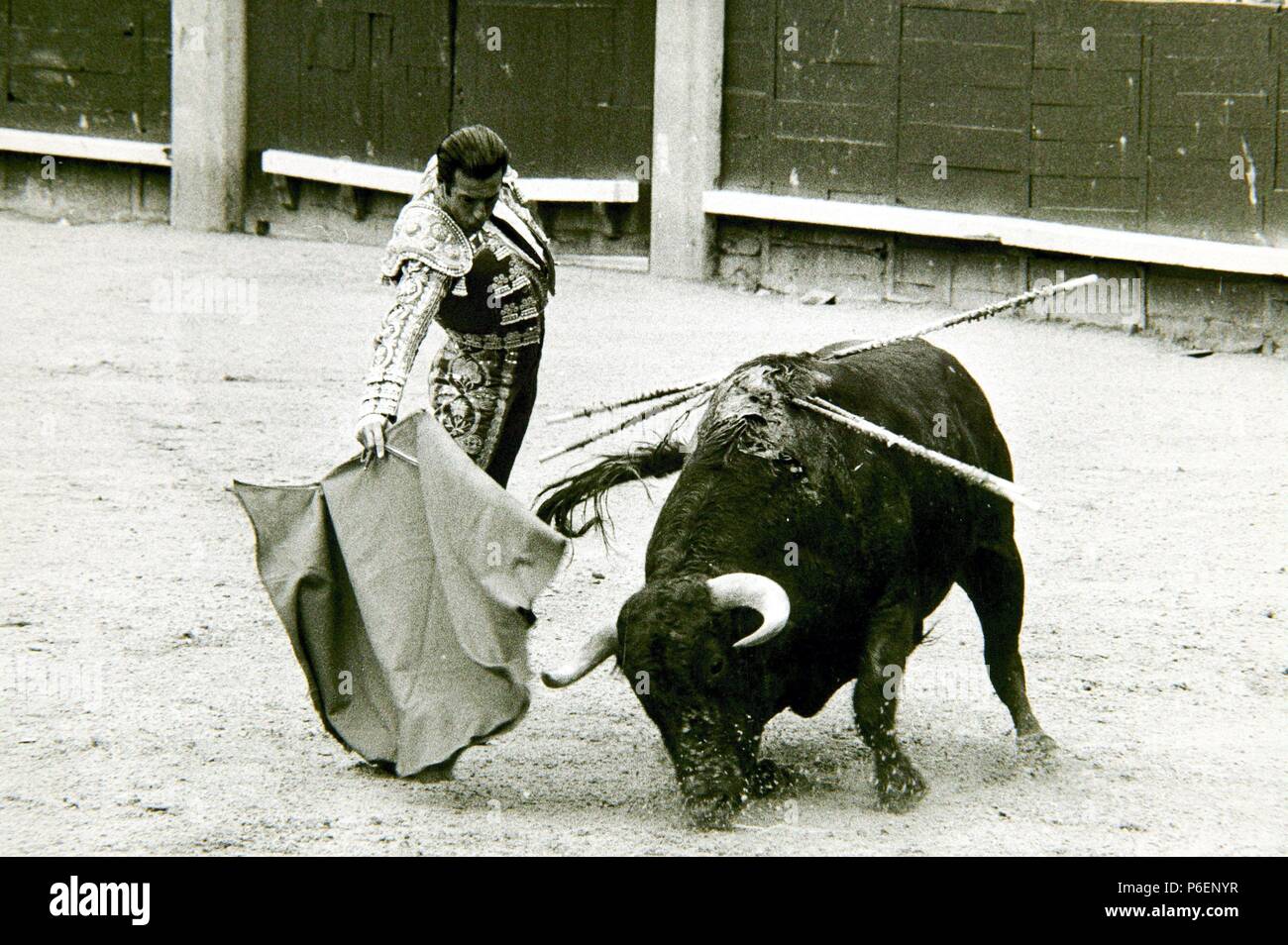 ORDOÑEZ , ANTONIO. MATADOR DE TOROS ESPAÑOL. RONDA 1932 - 1998. FERIA DE SAN ISIDRO, Madrid 1971. Banque D'Images