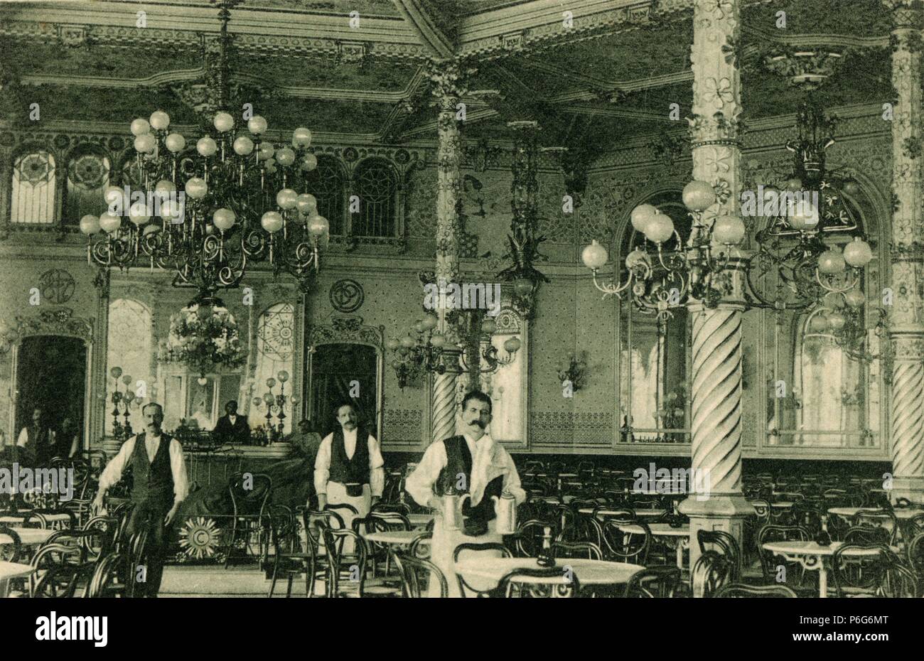 Barcelone. Salón del Café Colón en la Plaza de Catalunya. Año 1905. Banque D'Images