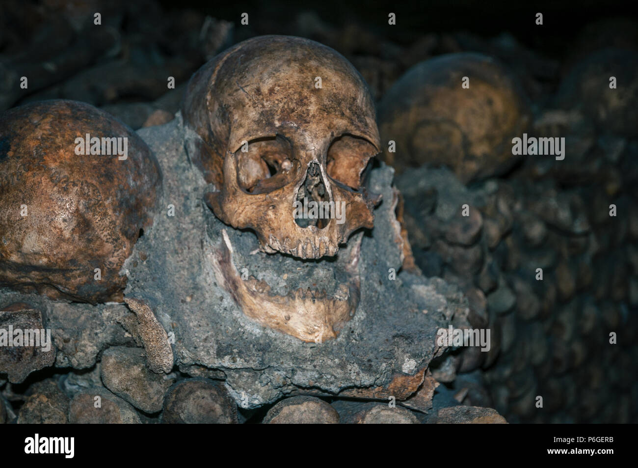 Catacombes de Paris Banque D'Images