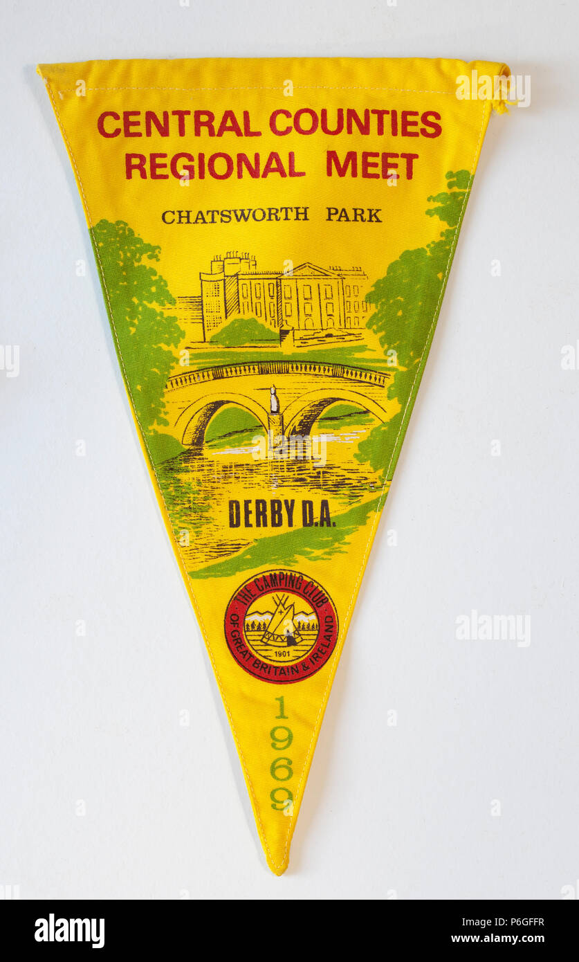 Vieux Millésime 1969 Camping britannique drapeau ou fanion Counties Regional Central Rencontrez Banque D'Images