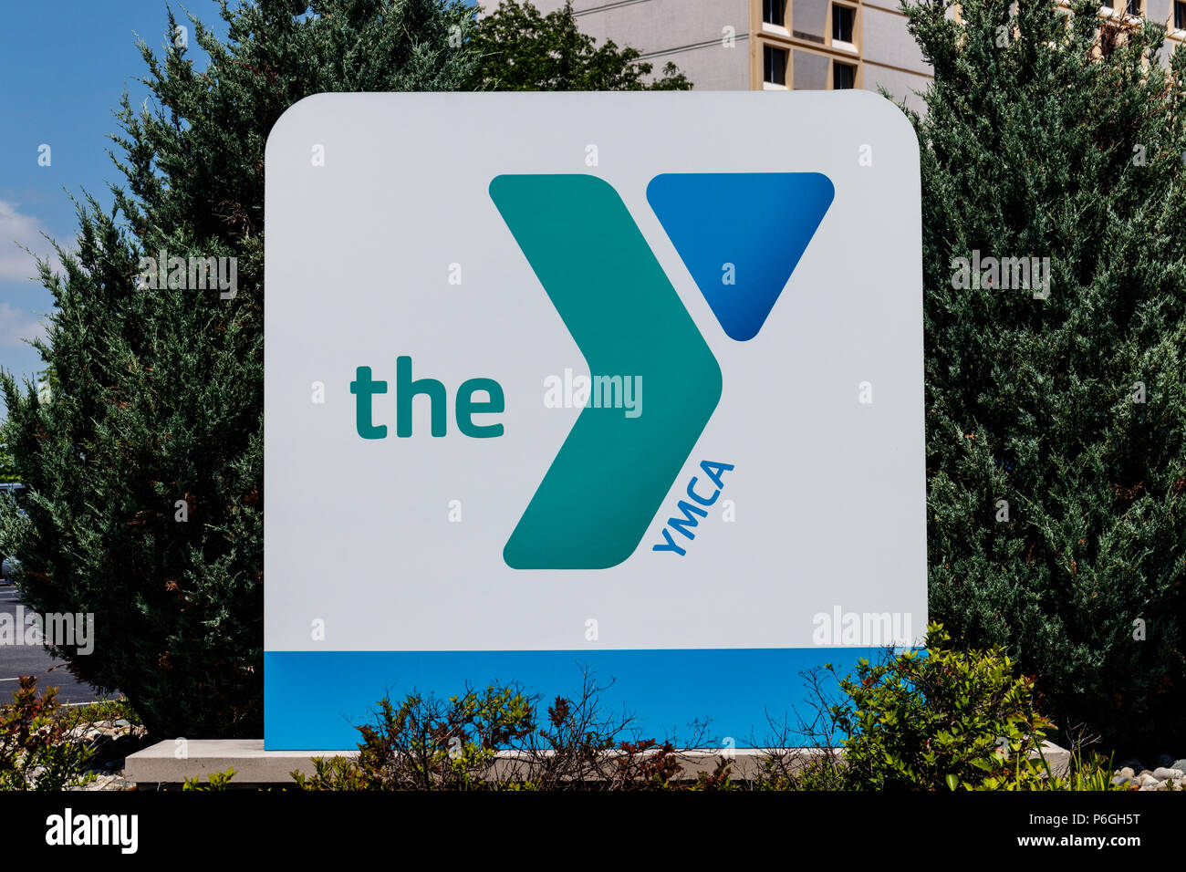 Ft. Wayne - Circa Juin 2018 : Centre-ville de YMCA. Le YMCA s'efforce d'apporter la justice sociale pour les jeunes et leurs collectivités QUE JE Banque D'Images