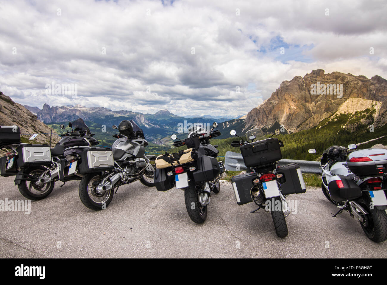 Tour de moto Moto Vélo Alpes Dolomites Tyrol du Sud, Italie Banque D'Images