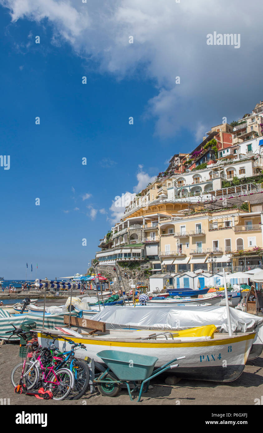 Positano sur la côte amalfitaine, au sud ouest de l'Italie Banque D'Images