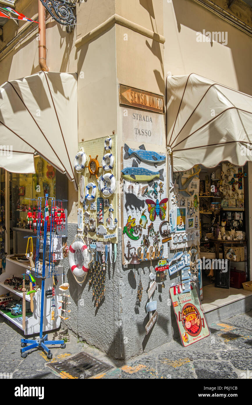 Boutique sur la Piazza Tasso Sorrento Italie Banque D'Images