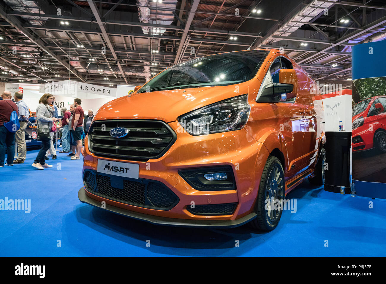 19 mai 2018 - Londres, Grande-Bretagne. Flexible, agile et doté de pouvoir. Nouveau modèle de Ford Transit MS-RT van à Londres Motor Show. Banque D'Images